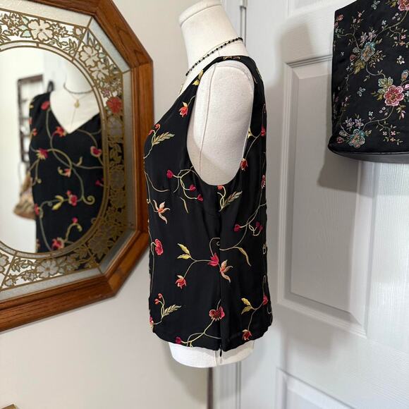 Josephine Chaus Black Silk & Multicolor Floral Embroidered V Neck Dark Fairy Top - Picture 4 of 8